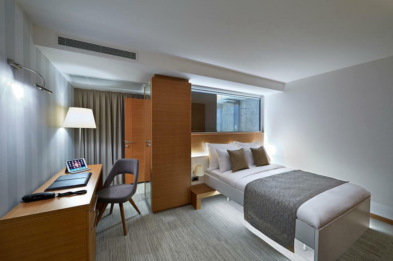Milport Hotel Levent Istanbul Bagian luar foto